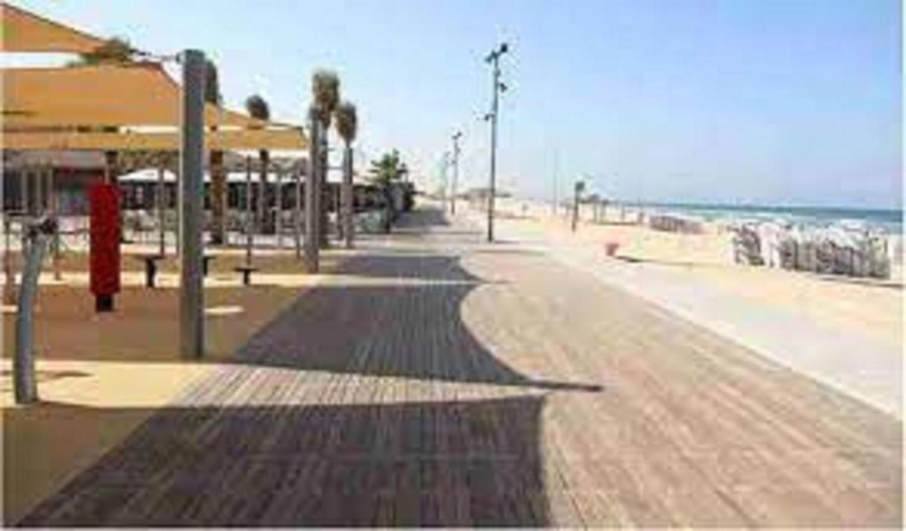 Spat Beach Bat Yam Buitenkant foto