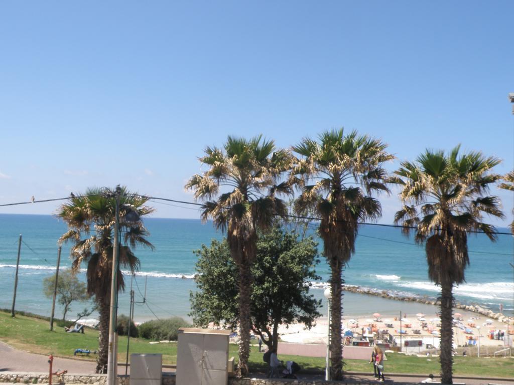 Spat Beach Bat Yam Buitenkant foto