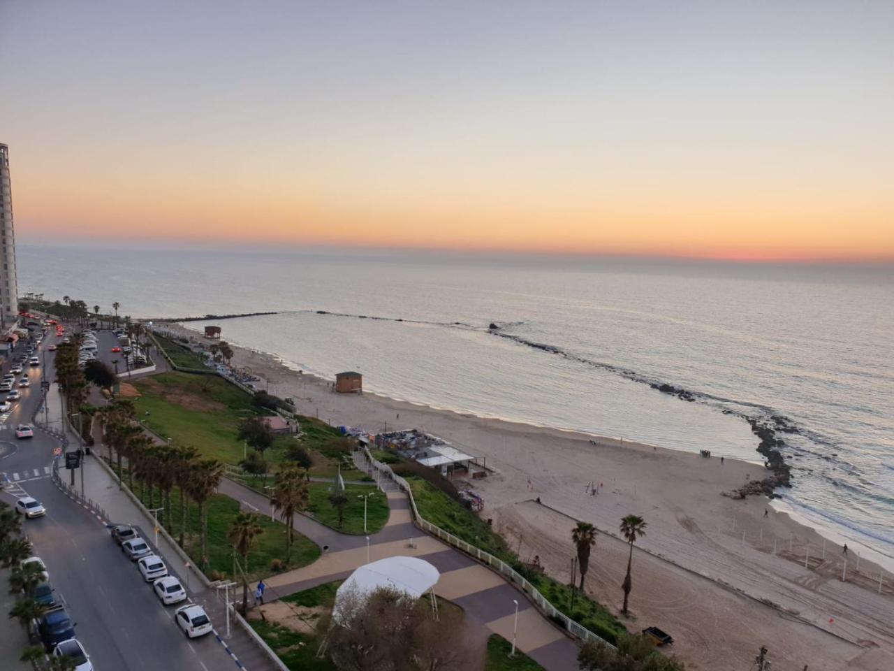 Spat Beach Bat Yam Buitenkant foto